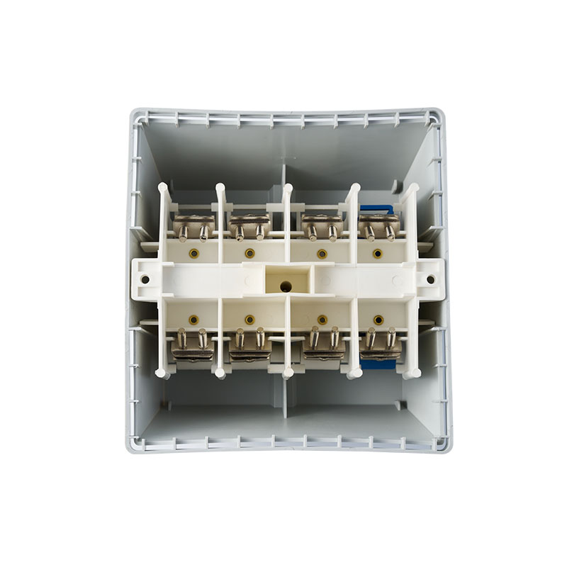 Boîte à fusibles JUNW CCP 4P 22*58