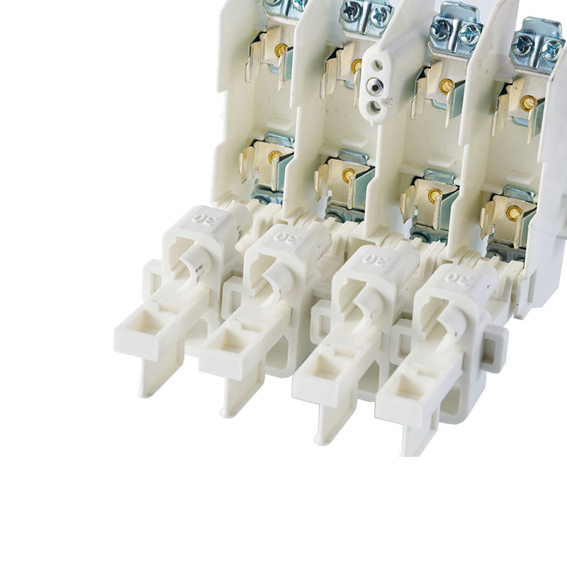Boîte de connexion JUNW 4X 2P/4P 10*38 14*51