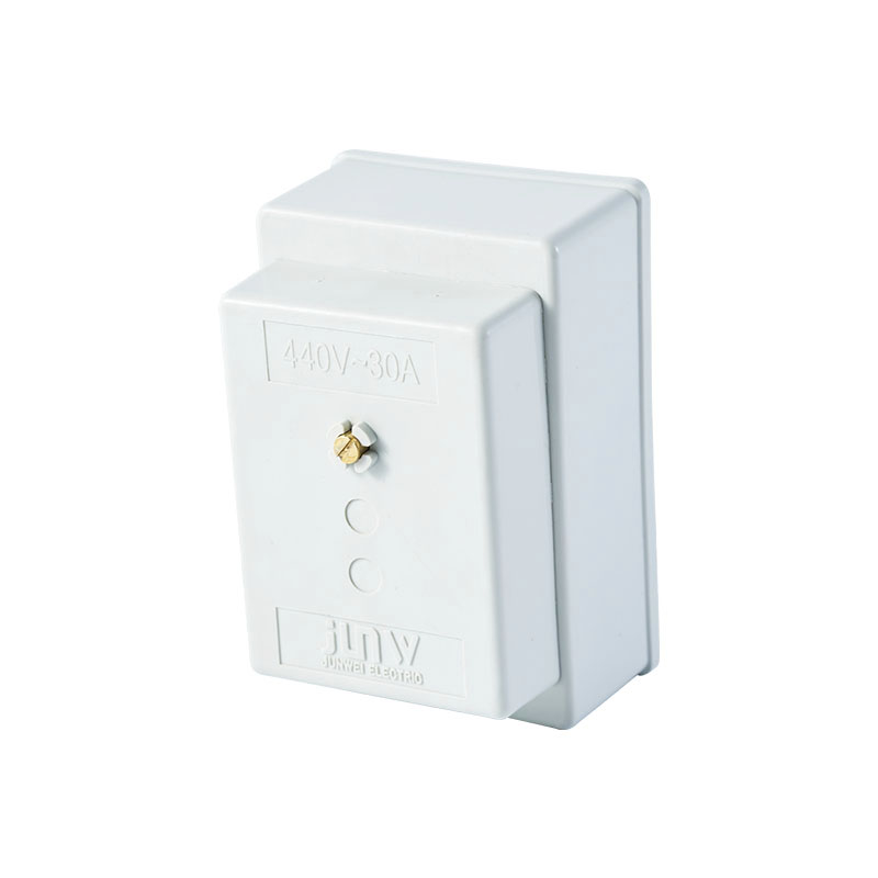 Boîte de connexion JUNW 4X 2P/4P 10*38 14*51